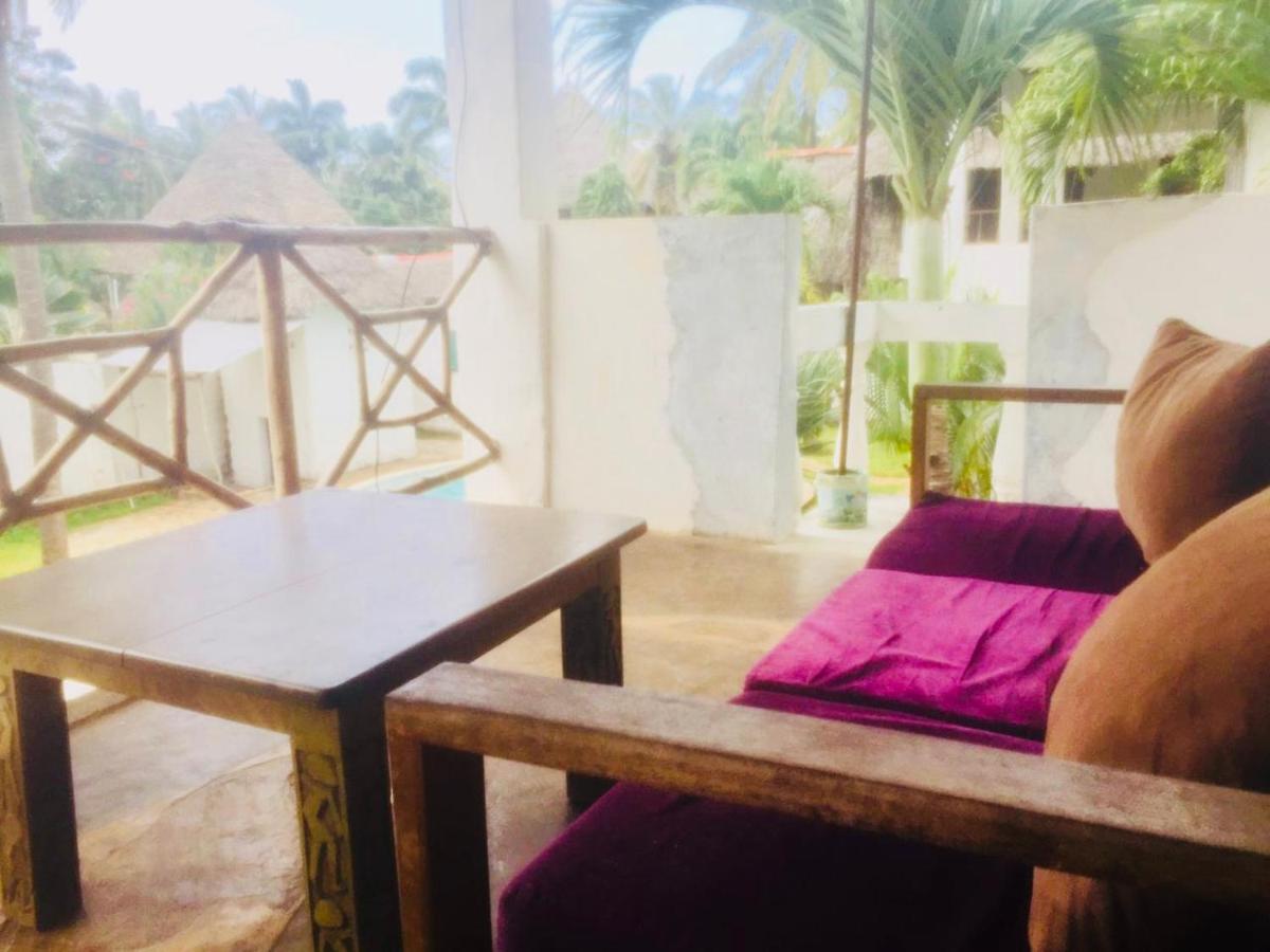 Miwa Holiday Resort Playa de Diani Exterior foto